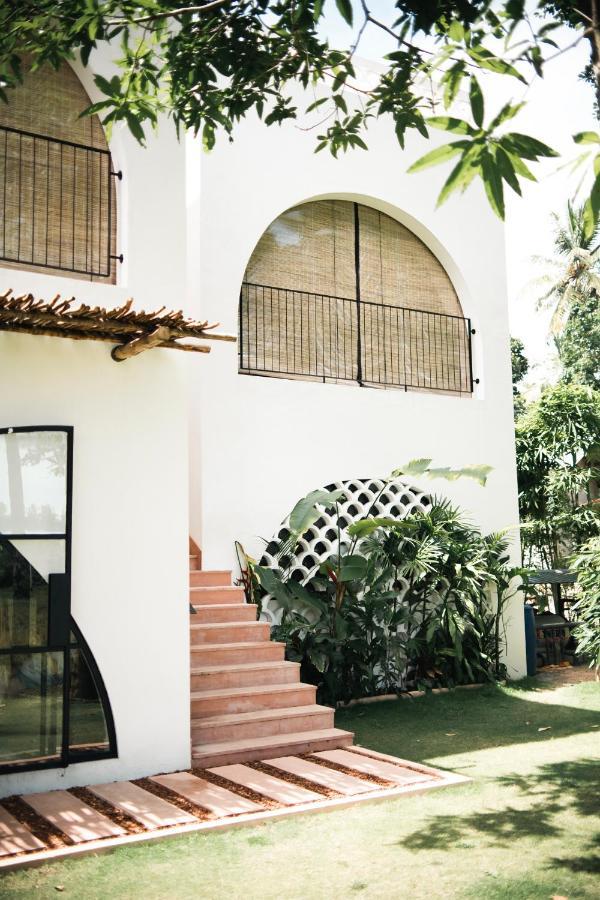 Black Honey Ahangama Exterior photo